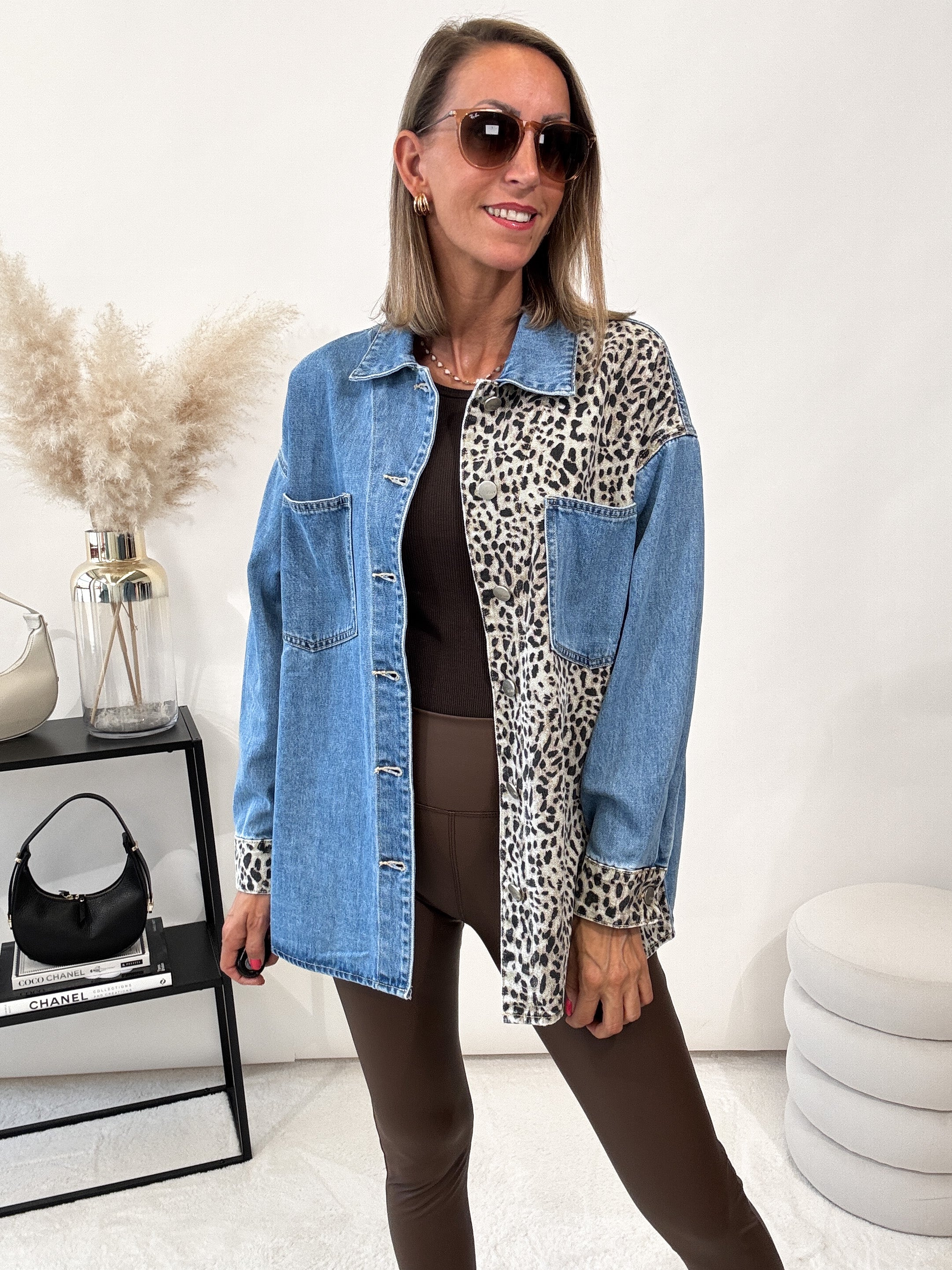 "Wild Denim" tolle Leo-Jeansjacke - blau/leo