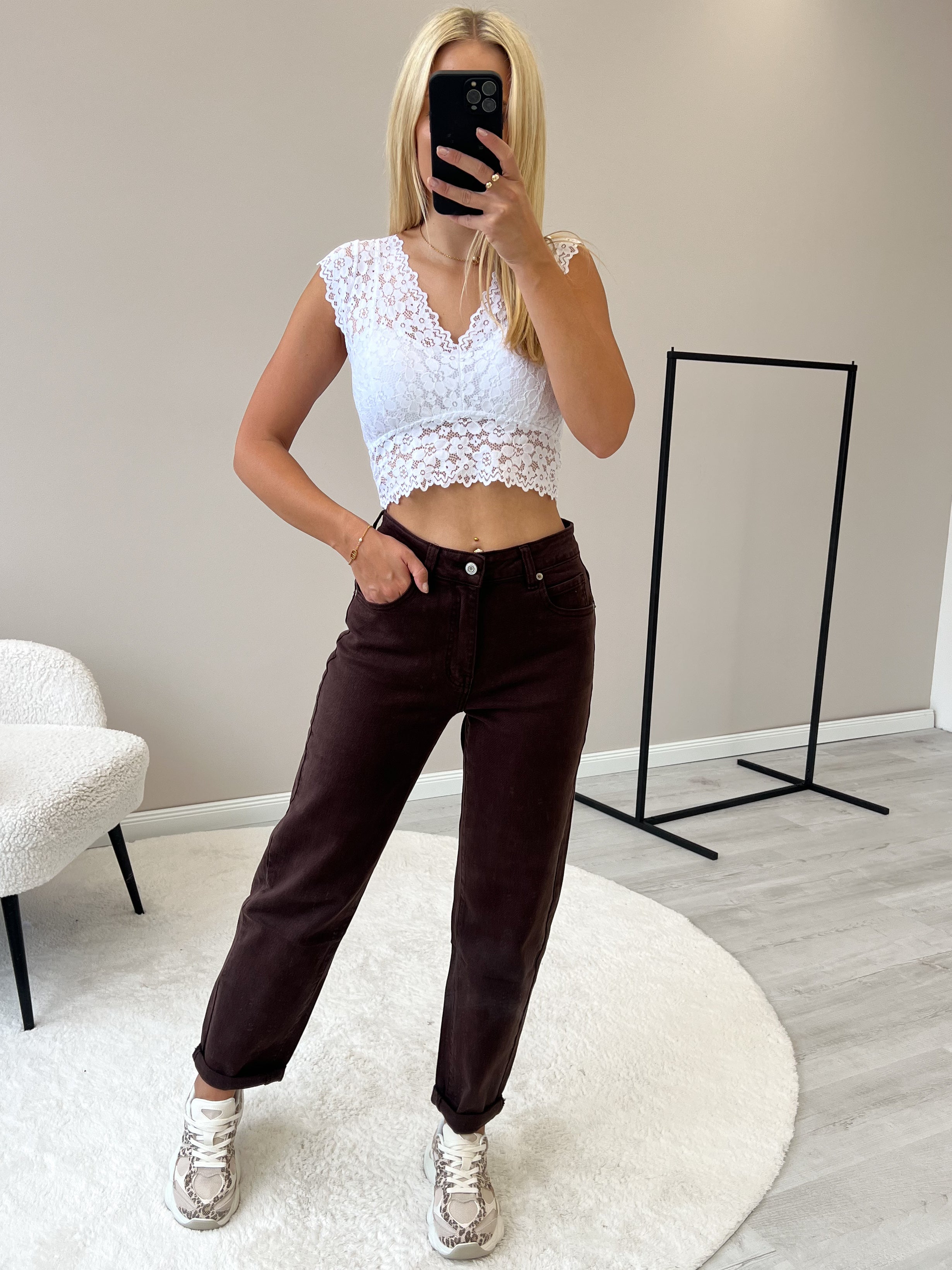 "Chic" stylisches Spitzenshirt - weiß