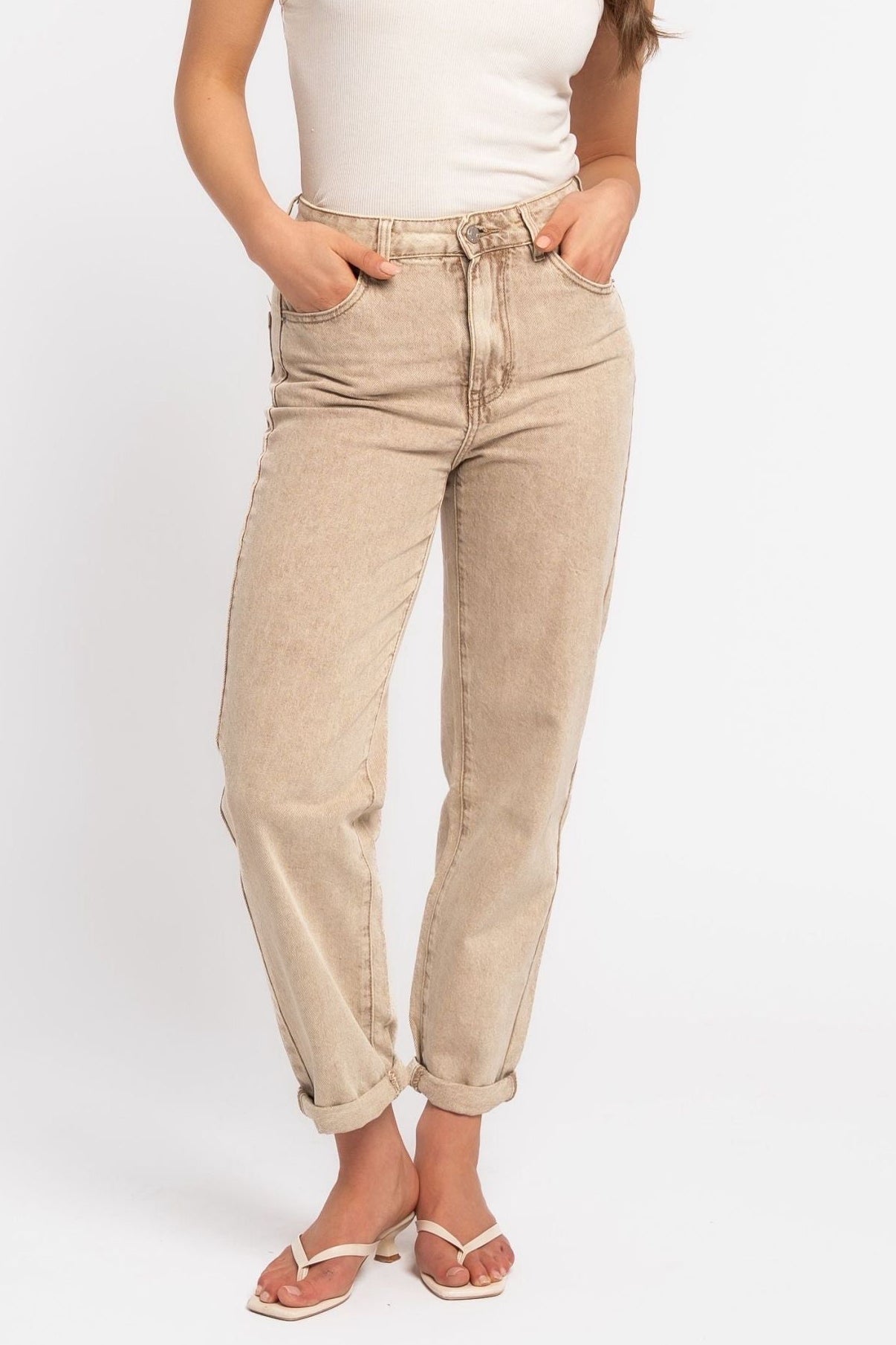 "Mom Beige" Old Mom Fit Jeans - washing beige