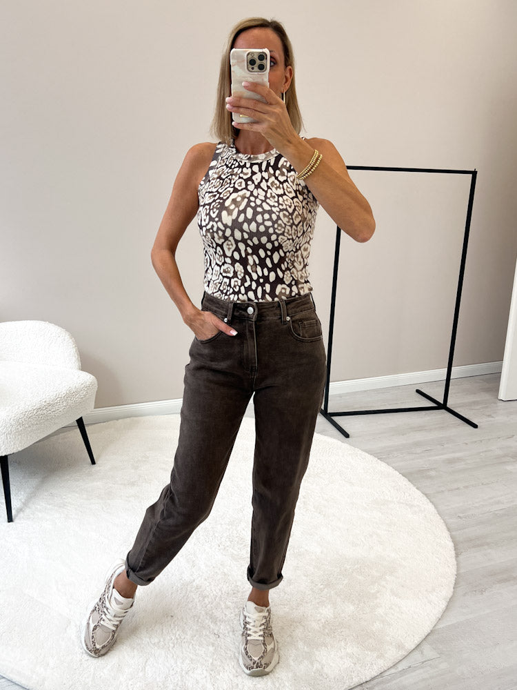 "Mom Jeans" Old Mom Fit Jeans - dark coffee