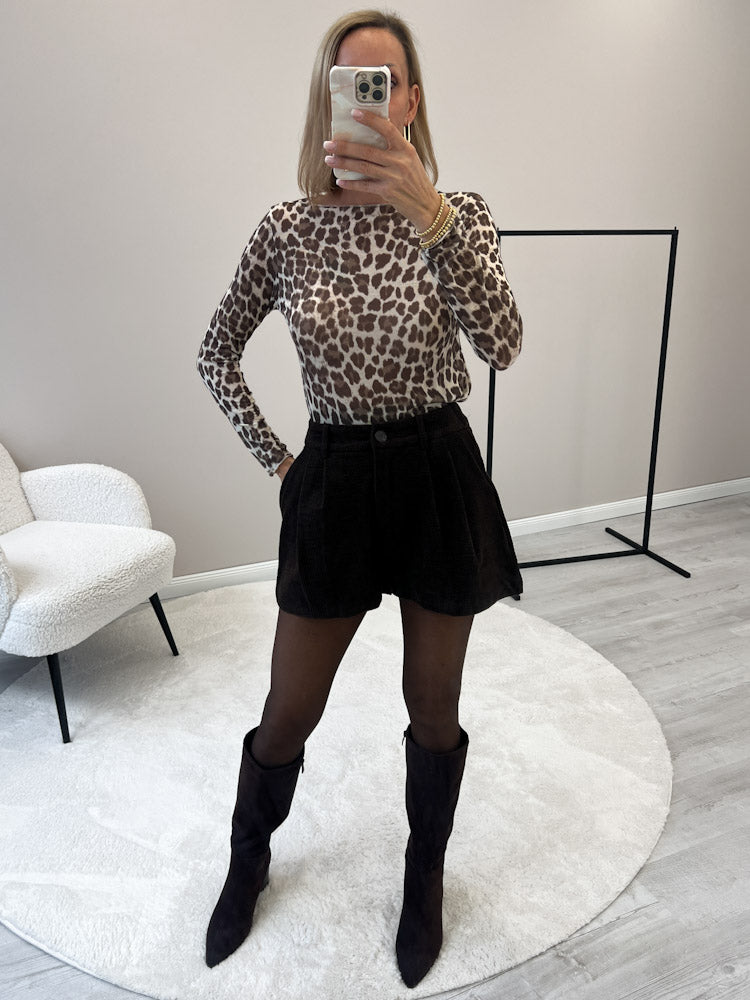 "Camilla" stylische Short aus Feinkord - chocobraun
