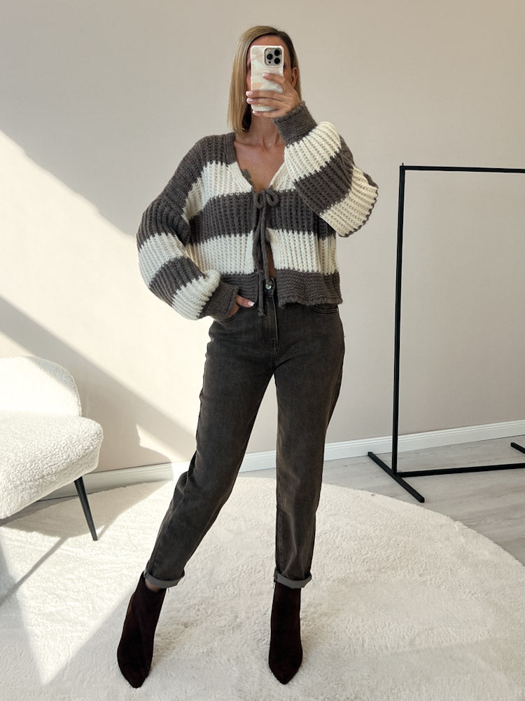 COFFEE DATE LOOK