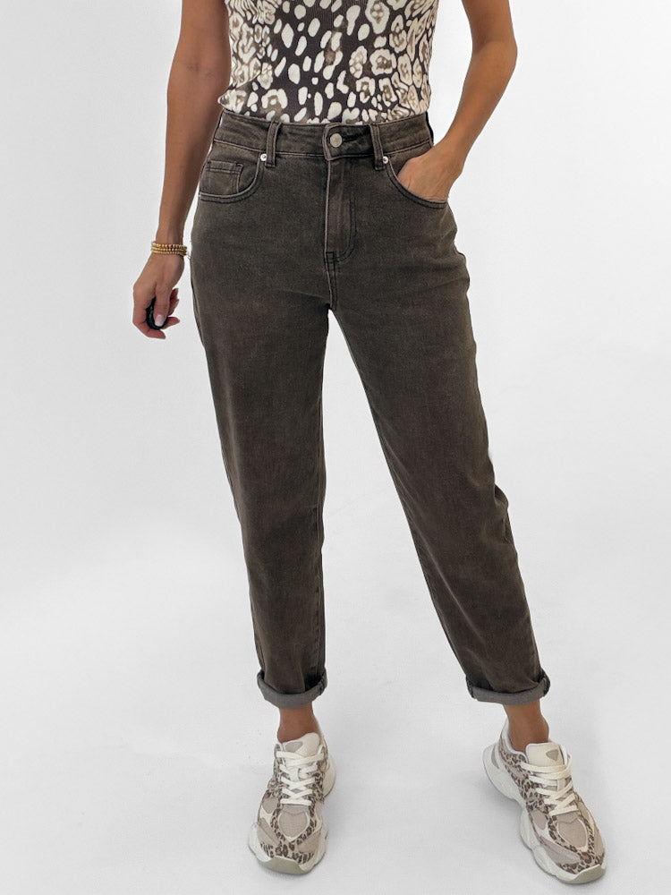 "Mom Jeans" Old Mom Fit Jeans - dark coffee