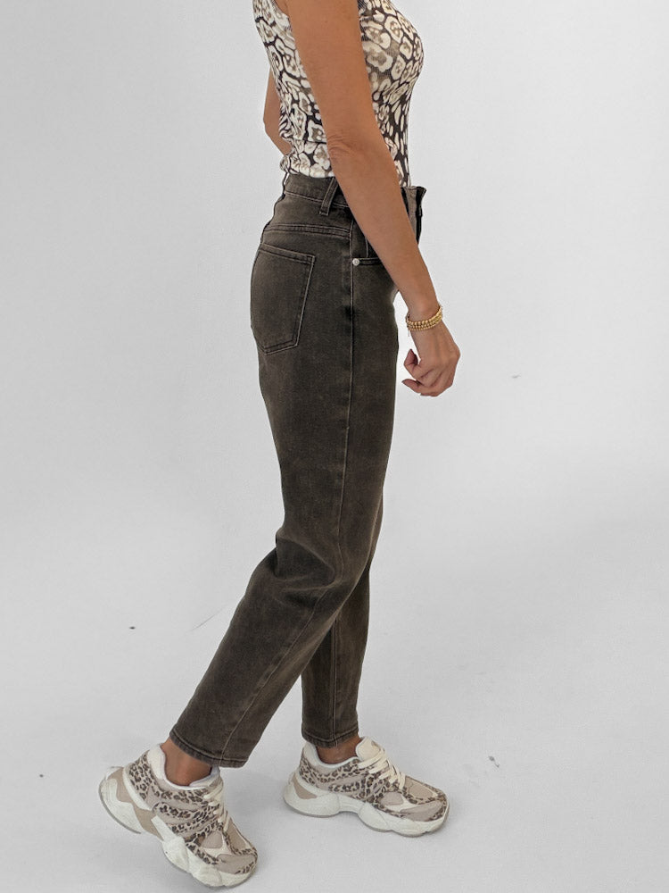 "Mom Jeans" Old Mom Fit Jeans - dark coffee
