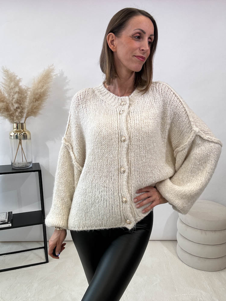 "Cozy Button Mini" kuscheliger Cardigan - creme