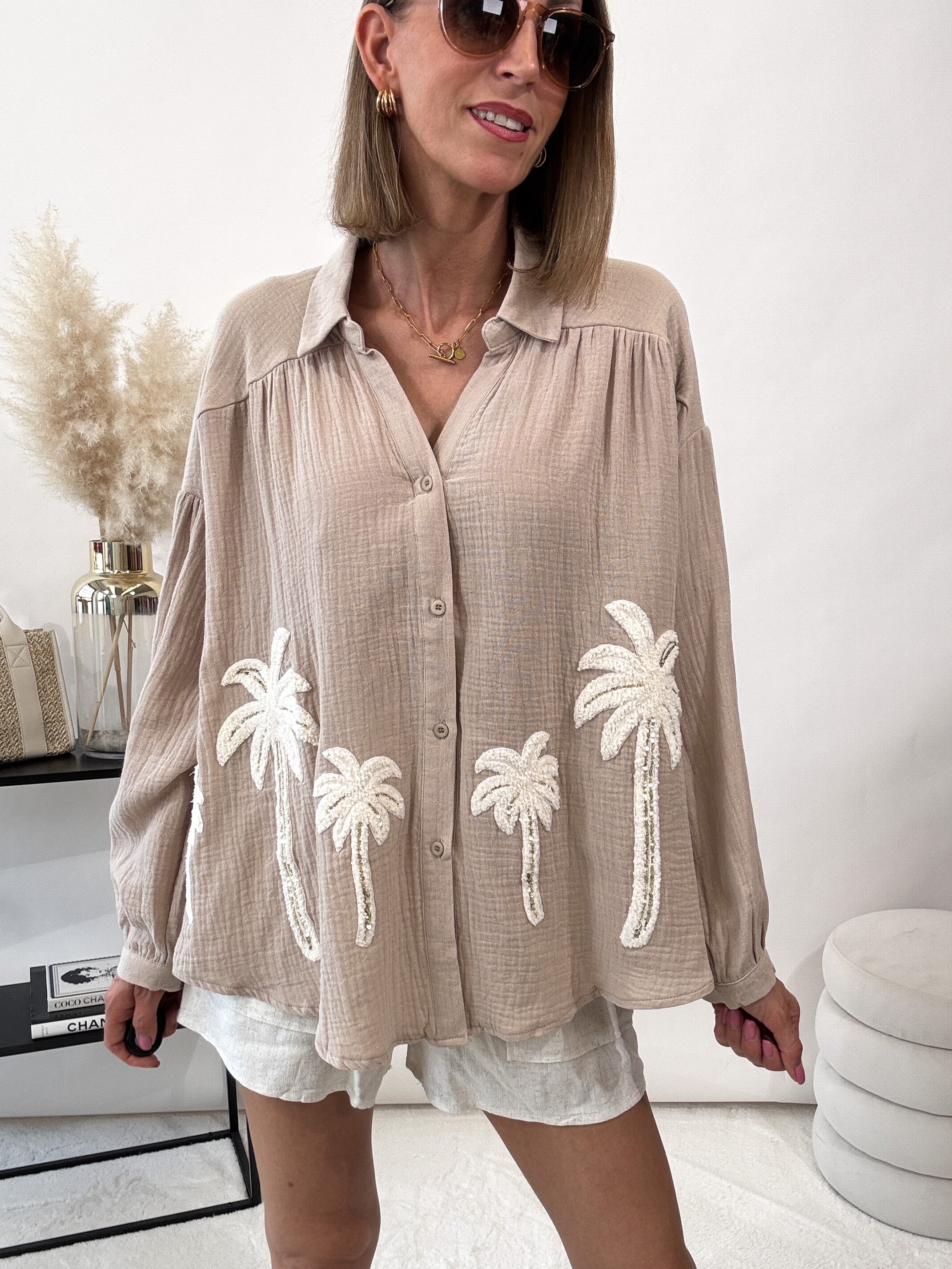 "Waffle Palm Midi" kurze Musselinbluse - taupe