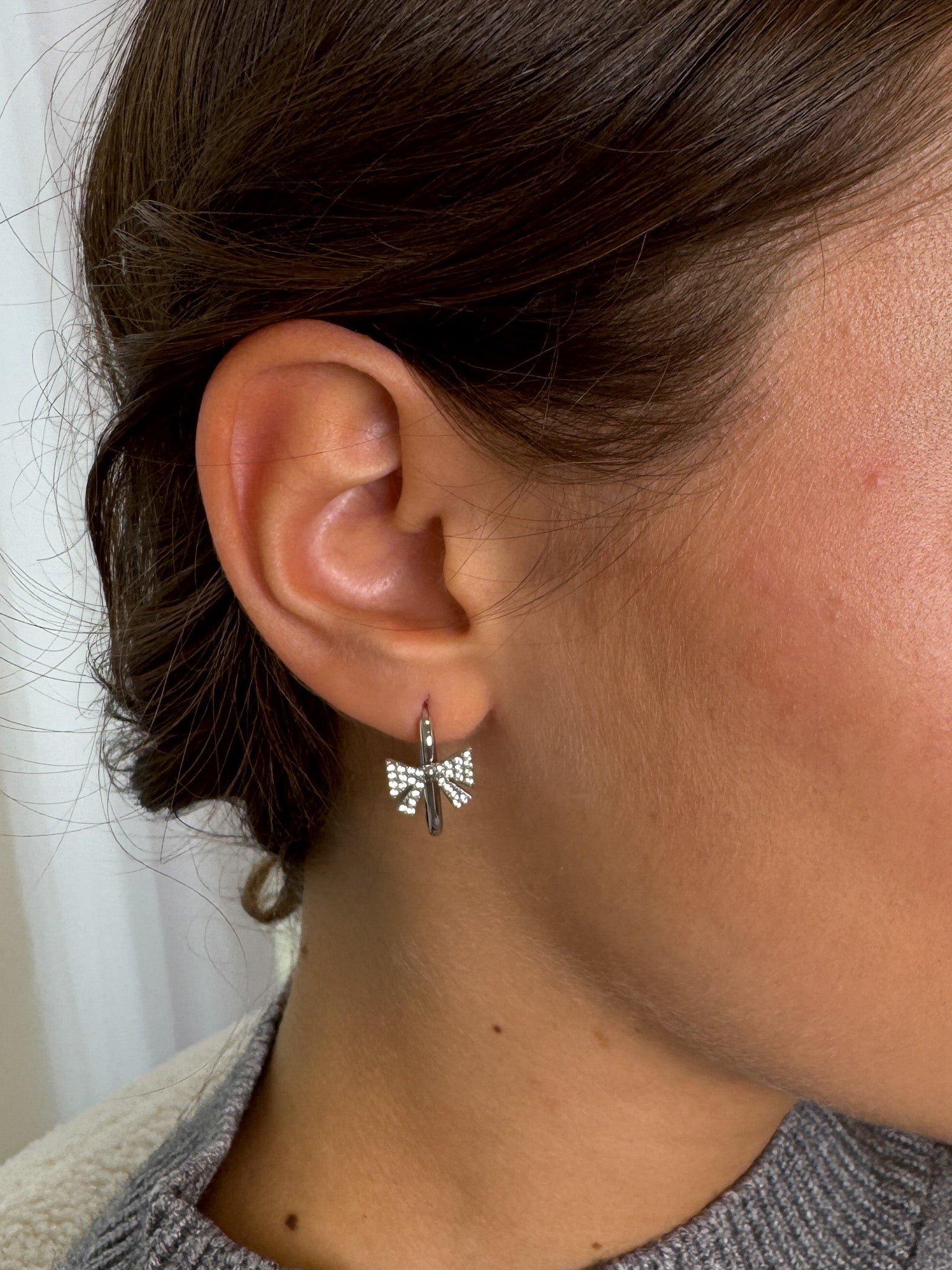 "X-MAS Bowtique" wunderschöne Ohrringe - silber