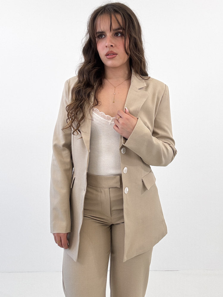 "Solea Blazer" eleganter taillierter Blazer - beige