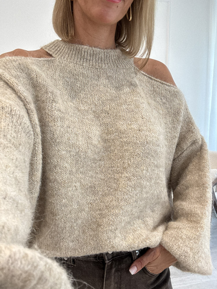 "Lia" weicher Cold-Shoulder Pullover - beige
