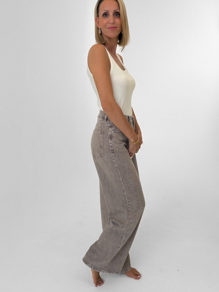 "Mousse" Wide Leg Jeans - washing mocca