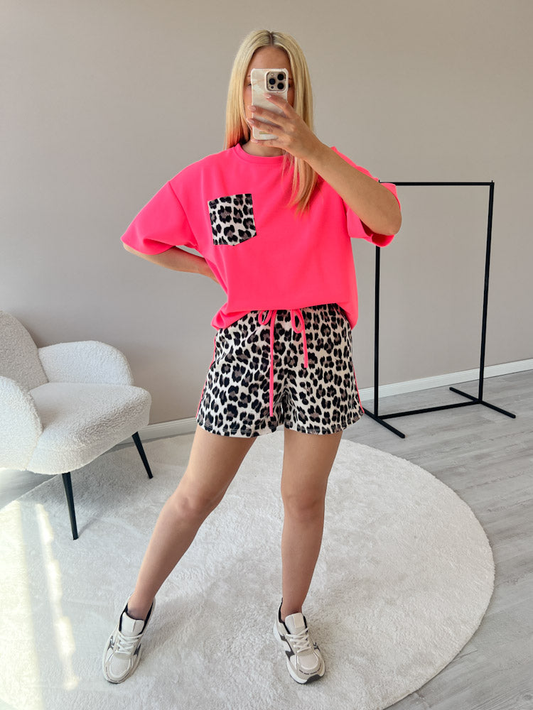 "Leo Vibes Set" Shirt & Short aus Viscose - glowy pink