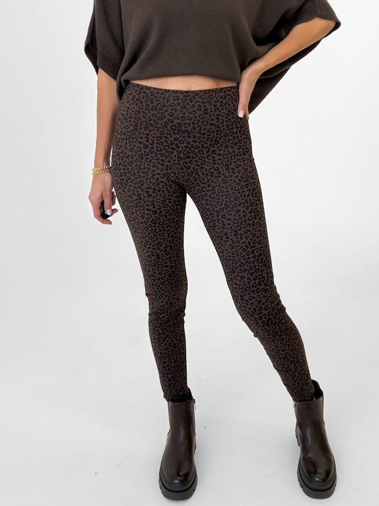 "Wild & Soft" weiche Leo-Legging - braun