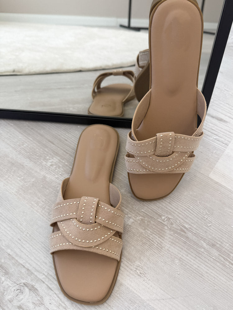 "Spark" - stylische Slip-On Sandale - beige