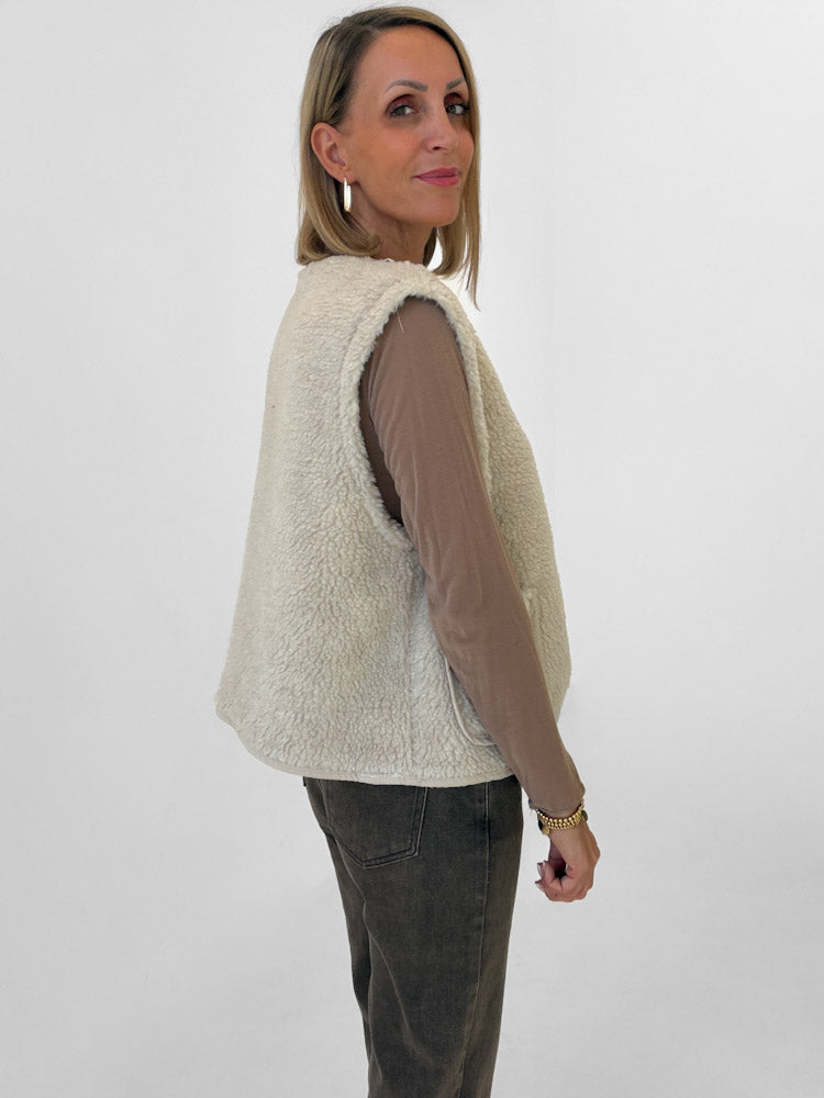 "Nayla Leo" tolle Teddy Wendeweste aus Viscose - beige