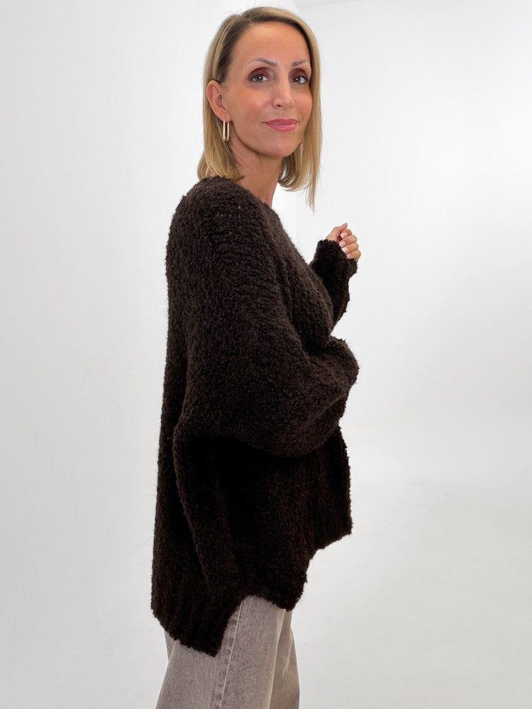 "Bouclé" weicher Oversize Pullover mit Viskose & Alpaka Wolle - dunkelbraun