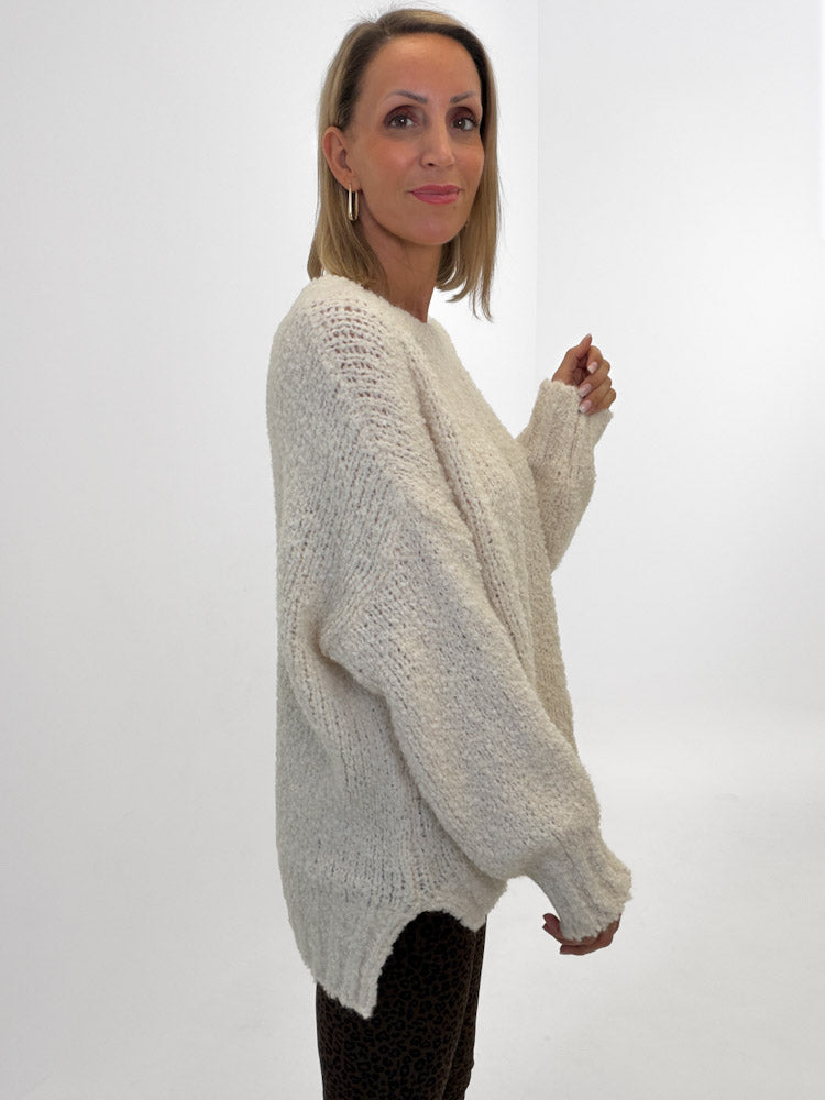 "Bouclé" weicher Oversize Pullover mit Viskose & Alpaka Wolle - creme
