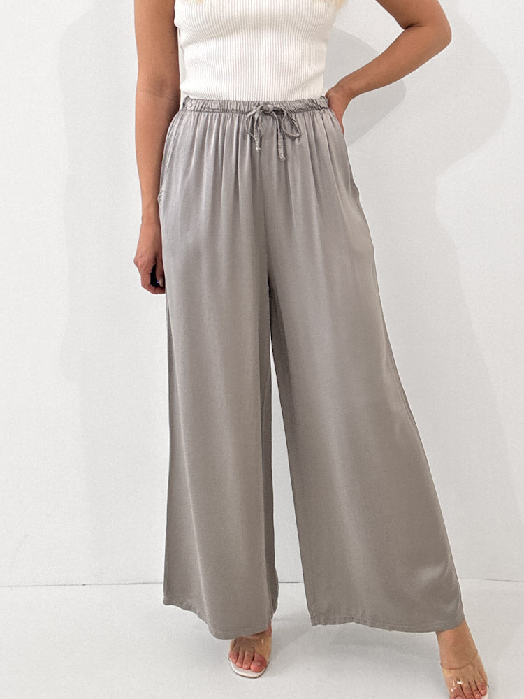 "Silky" tolle Hose aus Viscose - perlgrau