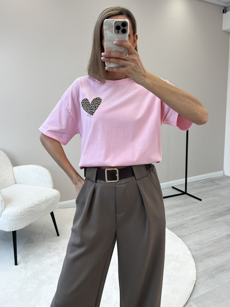"Amour Leo" Shirt mit Statement - rosa