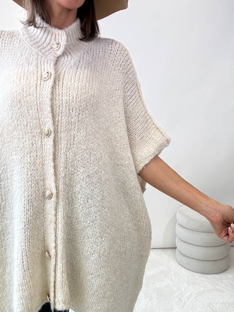 "Cozy Button Vest" kuschelige Oversize Weste - creme