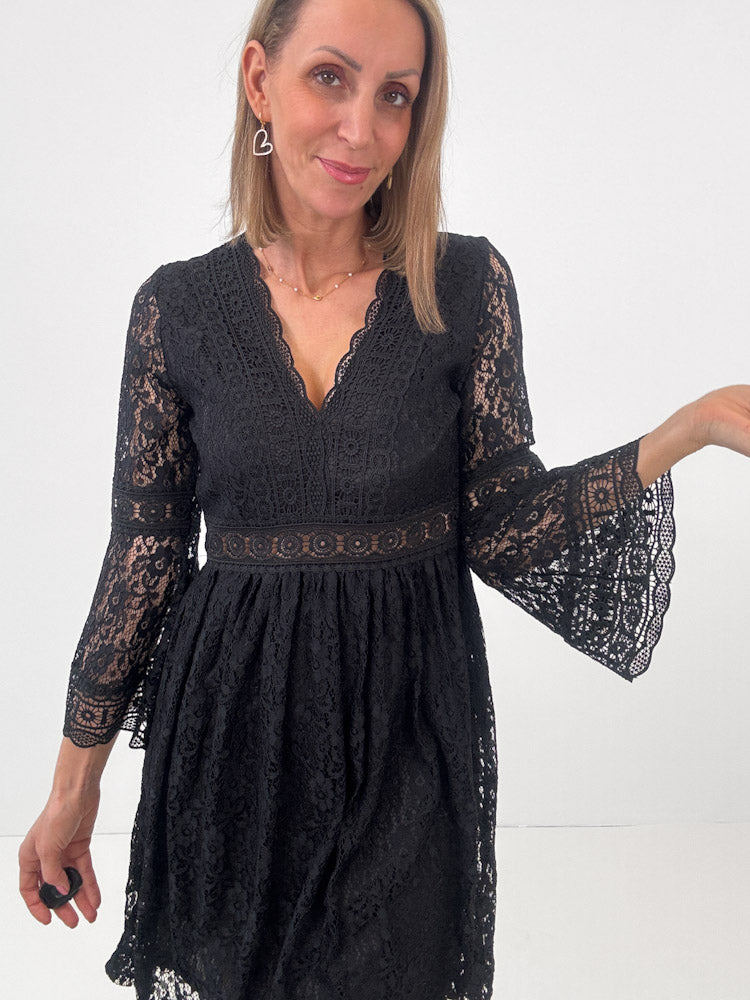 "Glow" weiches Spitzenkleid - schwarz