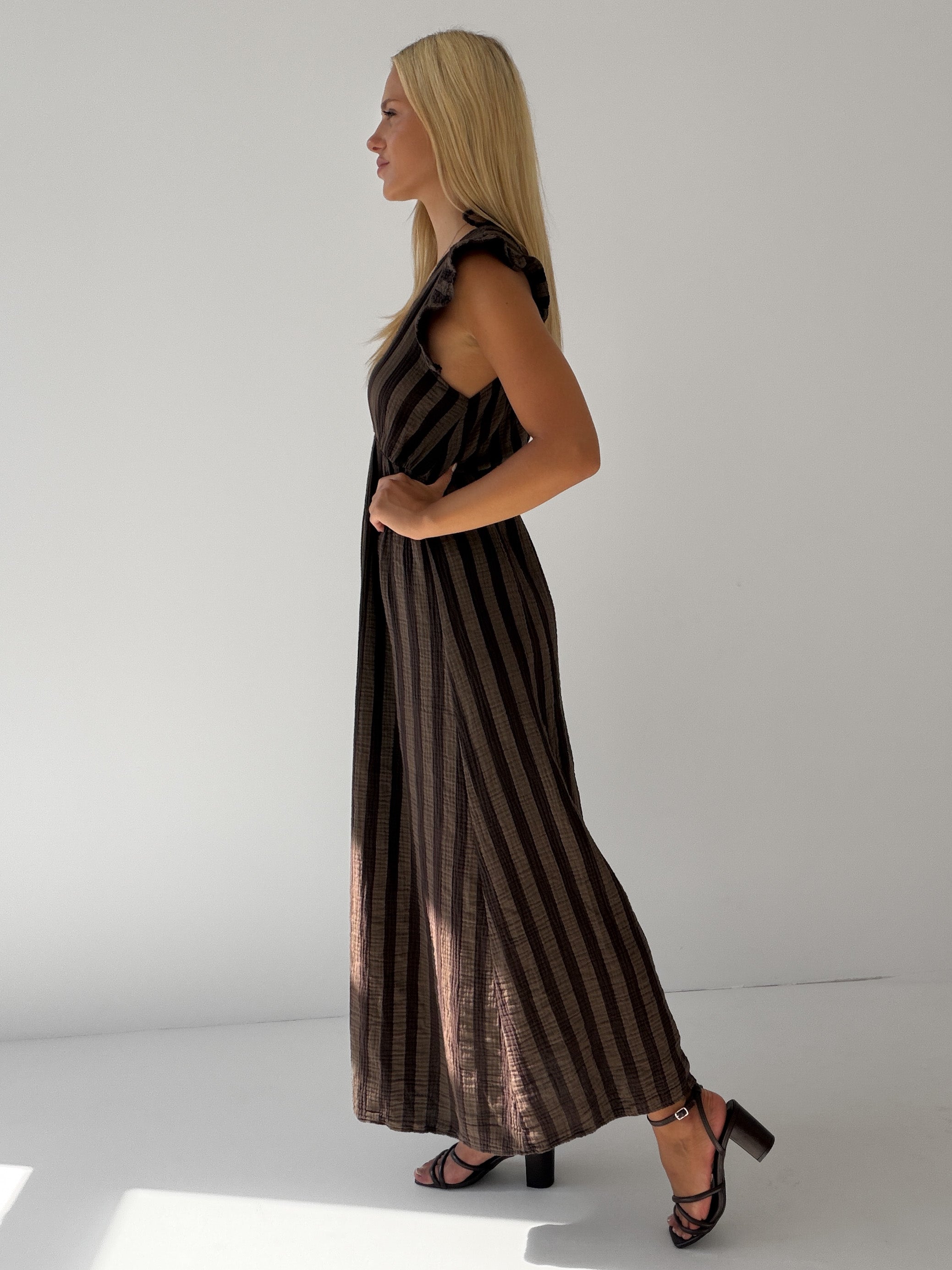"Pianosa Stripes" Maxikleid aus Musselin - mocca