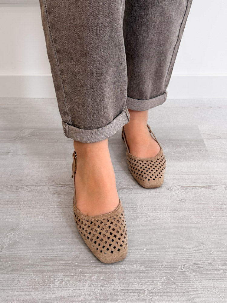 "Desert Chic" Sling Ballerina - beige