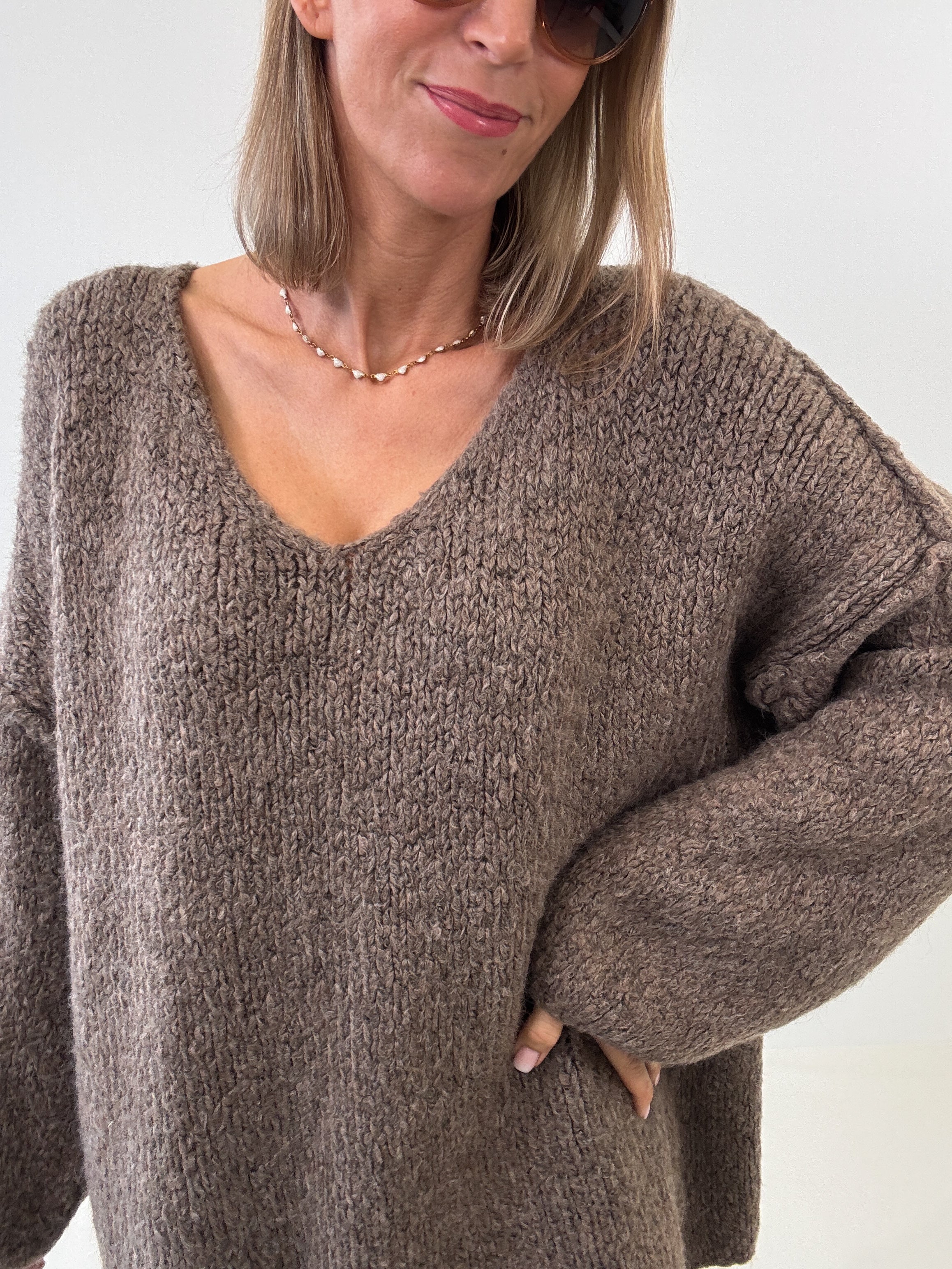 "Cosy V" kuscheliger Wollpulli - hellbraun