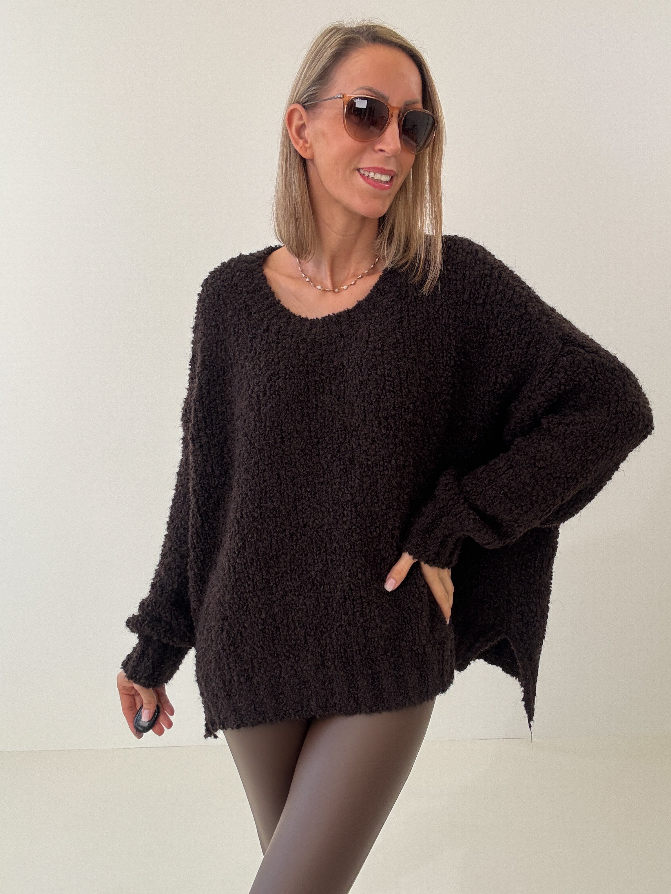 "Bouclé" kuscheliger Oversize Pullover mit Alpaca Wolle - dunkelbraun