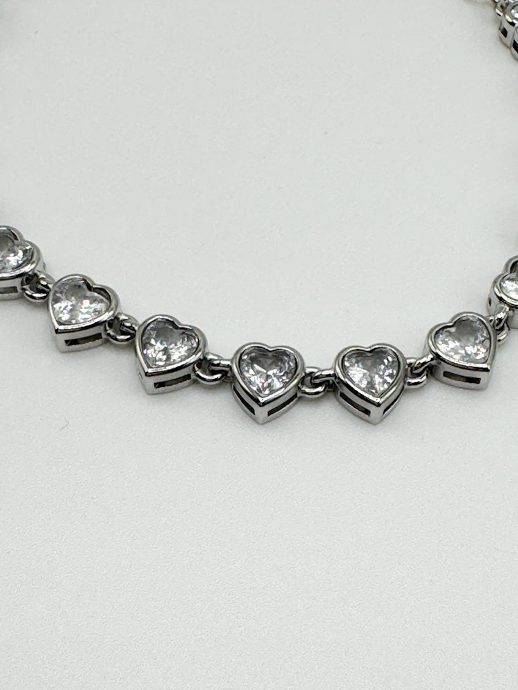 "Timeless Love" wunderschöne Herzkette - silber