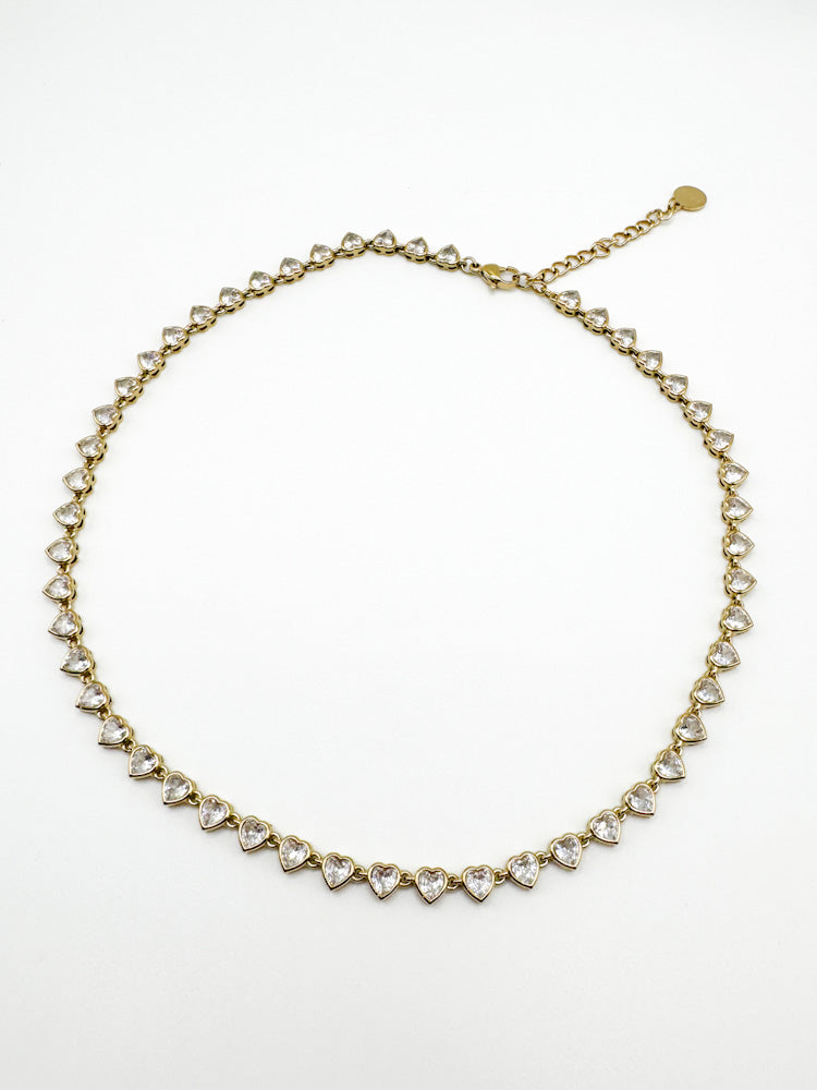 "Timeless Love" wunderschöne Herzkette - gold