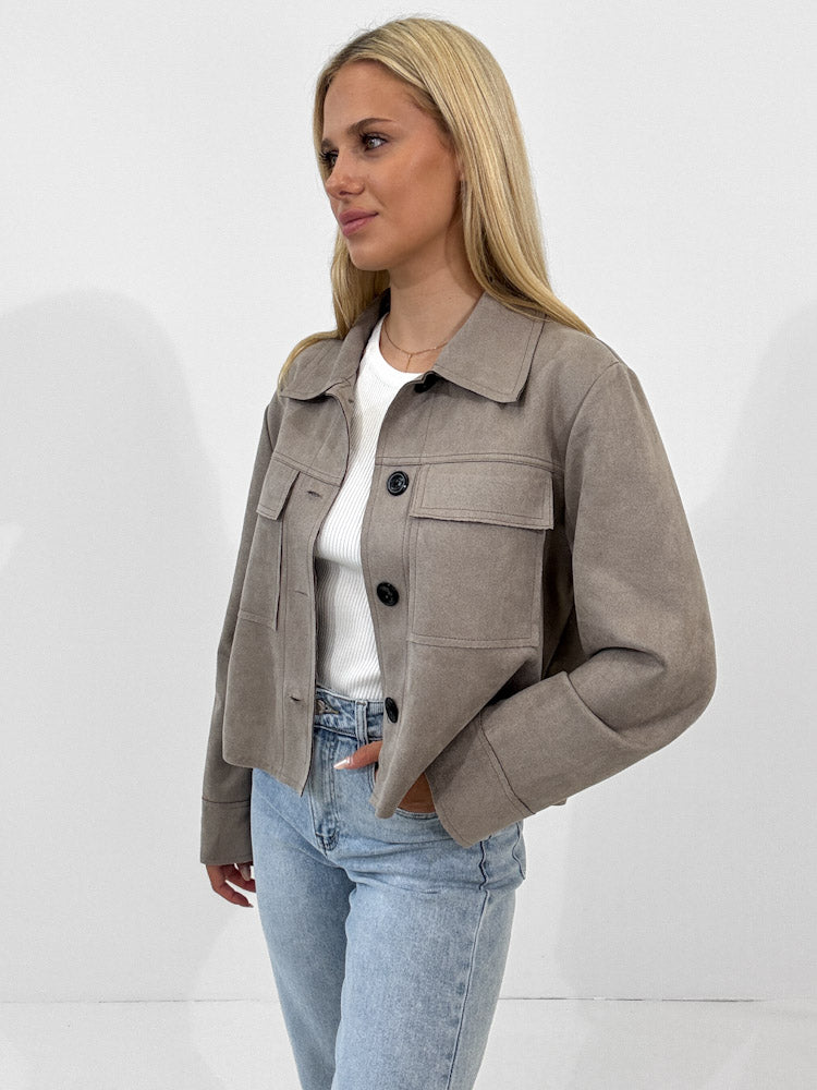 "Nelli 2.0" Jacke in Velourleder Optik  - mocca
