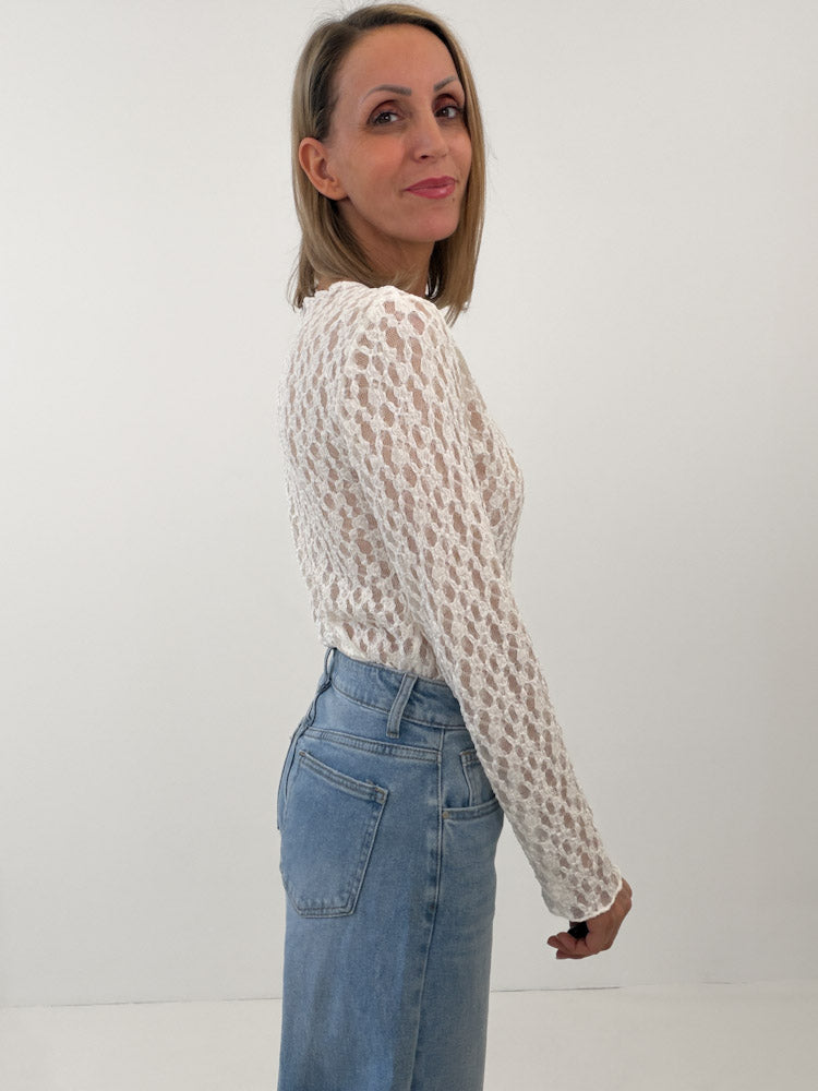 "Feral Lace 2.0" Shirt aus weicher Spitze - weiß