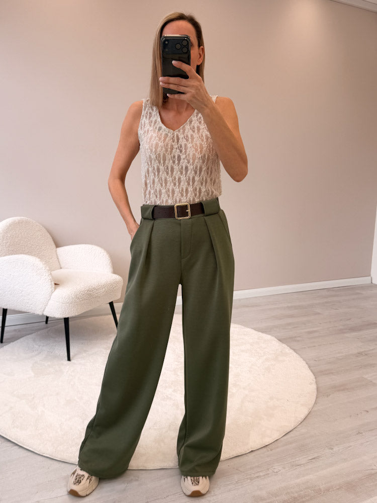 EVERYDAY ELEGANCE