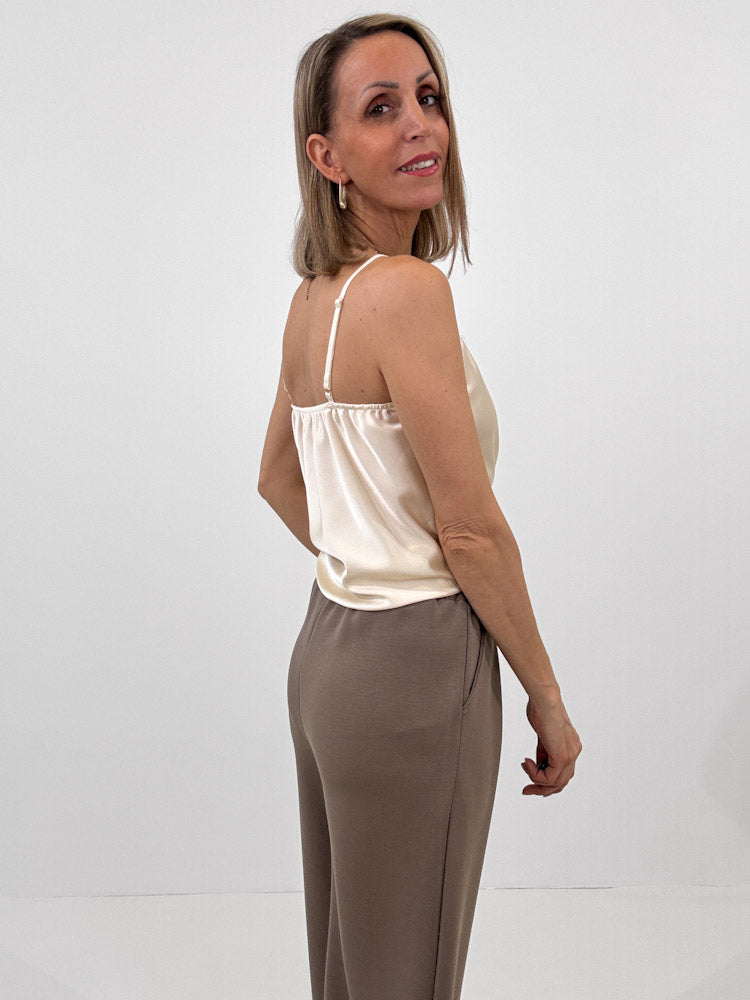 Lace Top mit weicher Spitze - beige