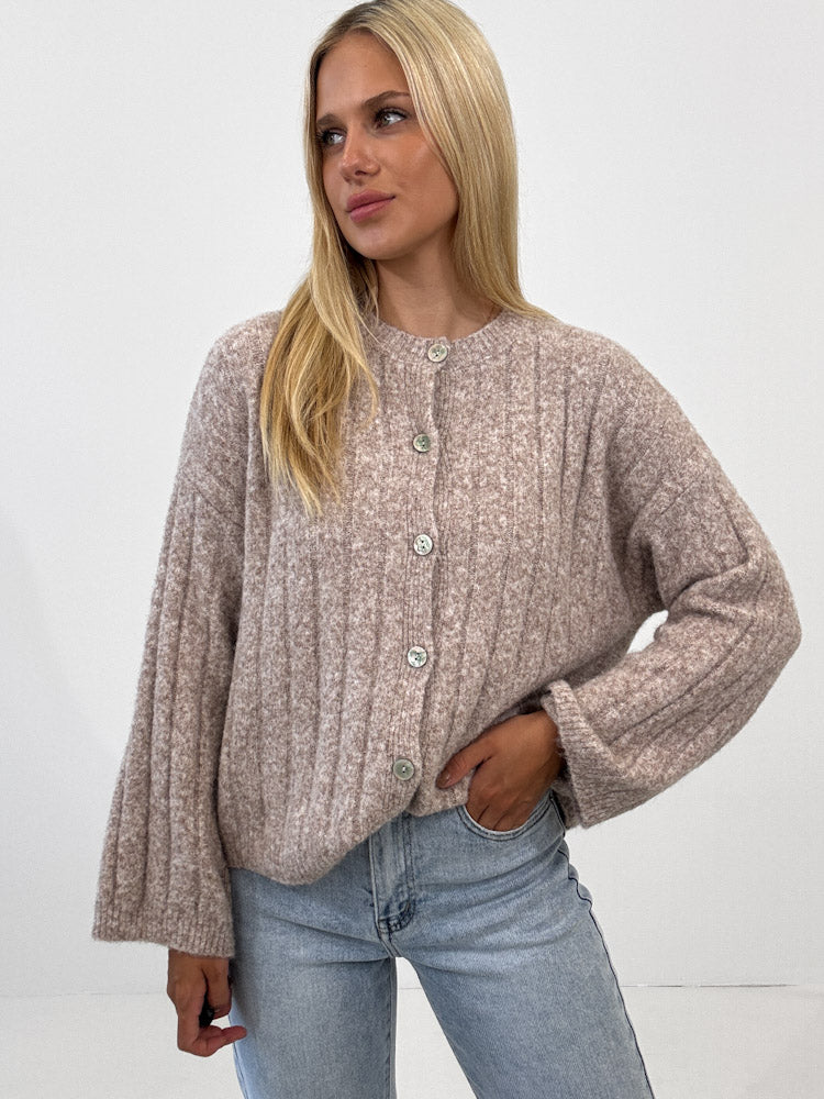 "Marbella" weicher Cardigan aus Lana Wolle - dk.beige