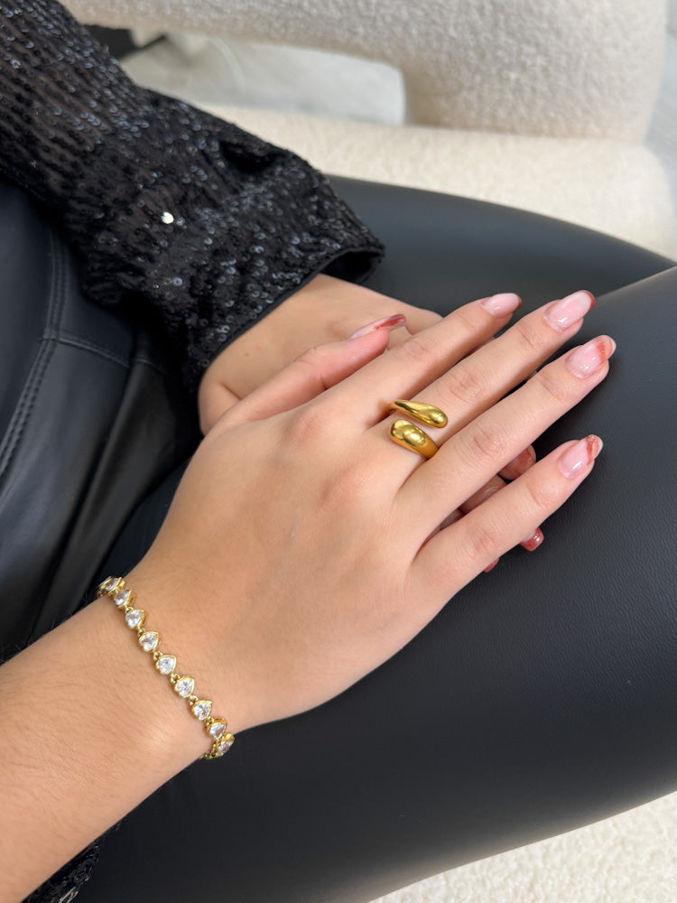 "Timeless Touch" stylischer Ring - gold